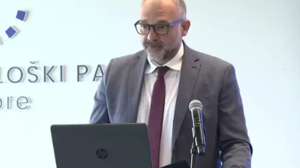 Radović: JAVNO zdravstvo MORA ostati oslonac za sve građane