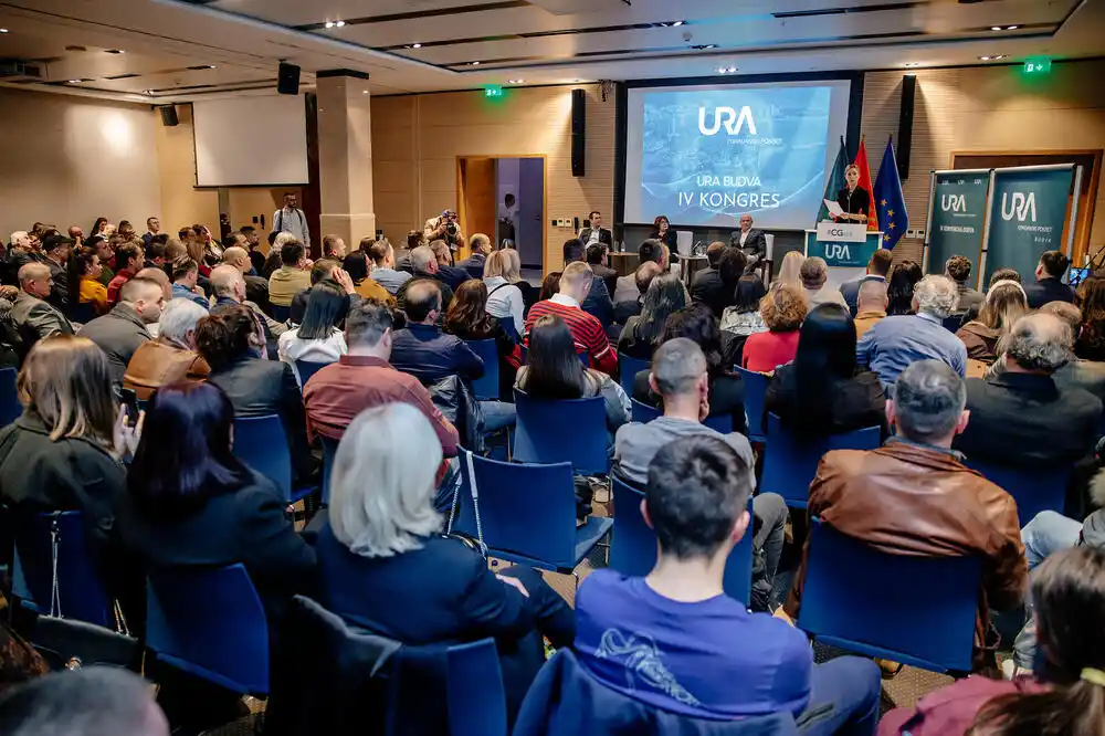 Ratknić nova predsjednica budvanske URE; Abazović: Svaka partija u Crnoj Gori je danas DPS, liše URE