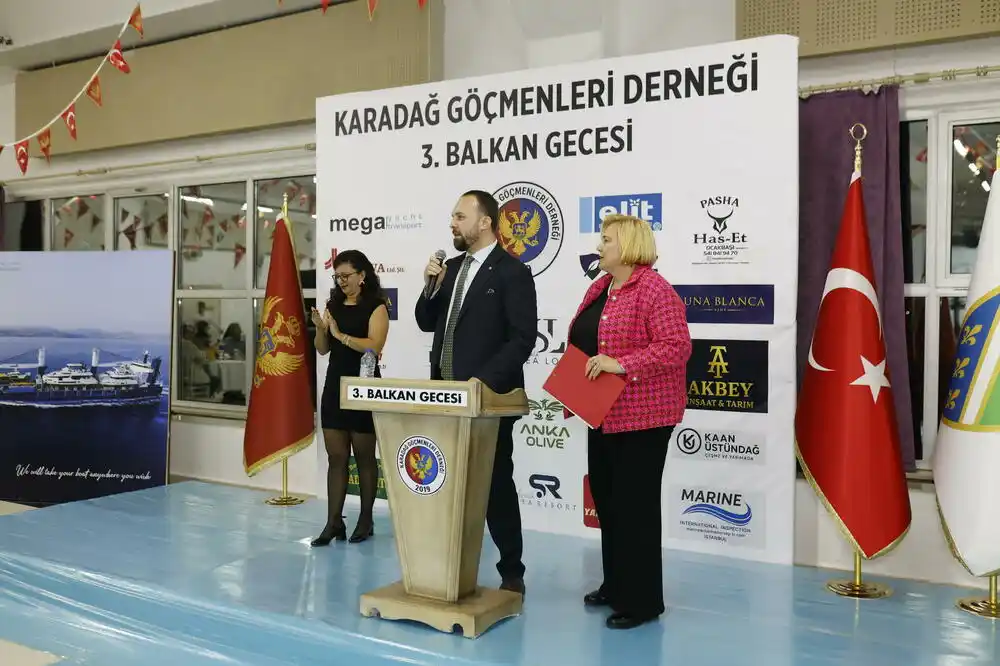 Šahman sa iseljenicima u Turskoj: Nedavni incidenti ne predstavljaju Crnu Goru kao većinsko društvo