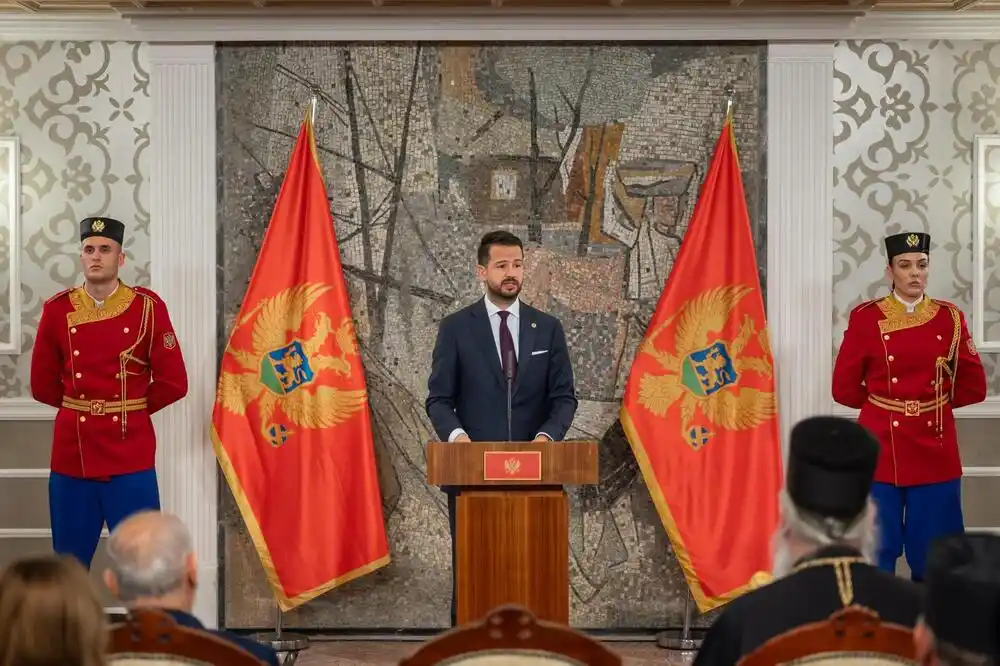 SDT formirao predmet povodom prijave protiv Milatovića zbog dodjele ordena Amfilohiju, traže šefu države da se izjasni