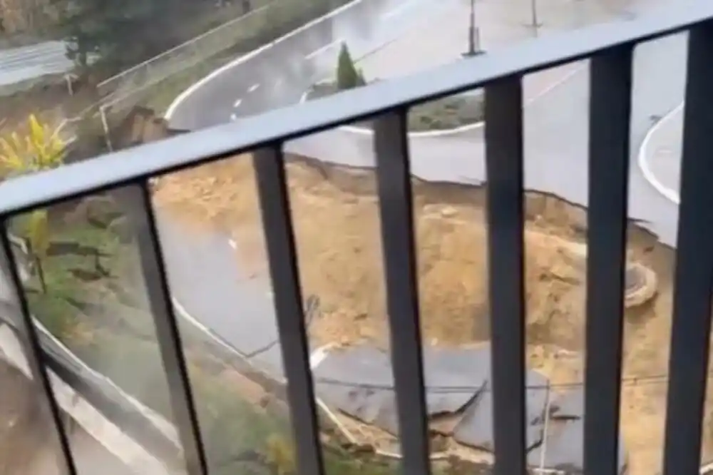 Srbija: Obrušio se dio puta kod Centra izvrsnosti u Kragujevcu