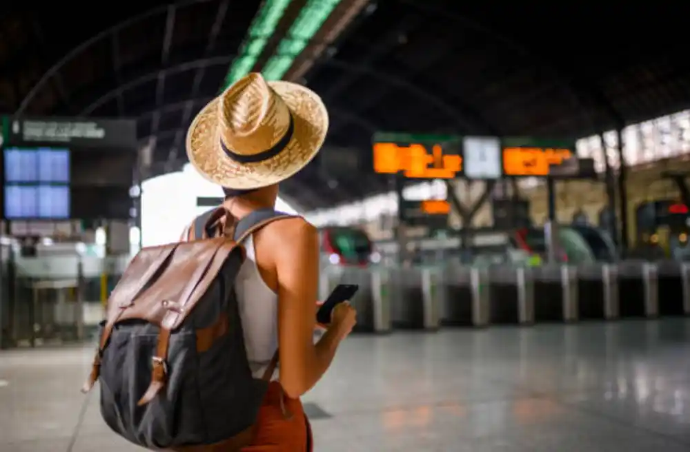 Sve veće interesovanje građana za putovanje tokom Njegoševih dana – Najviše se putuje u Italiju i Španiju