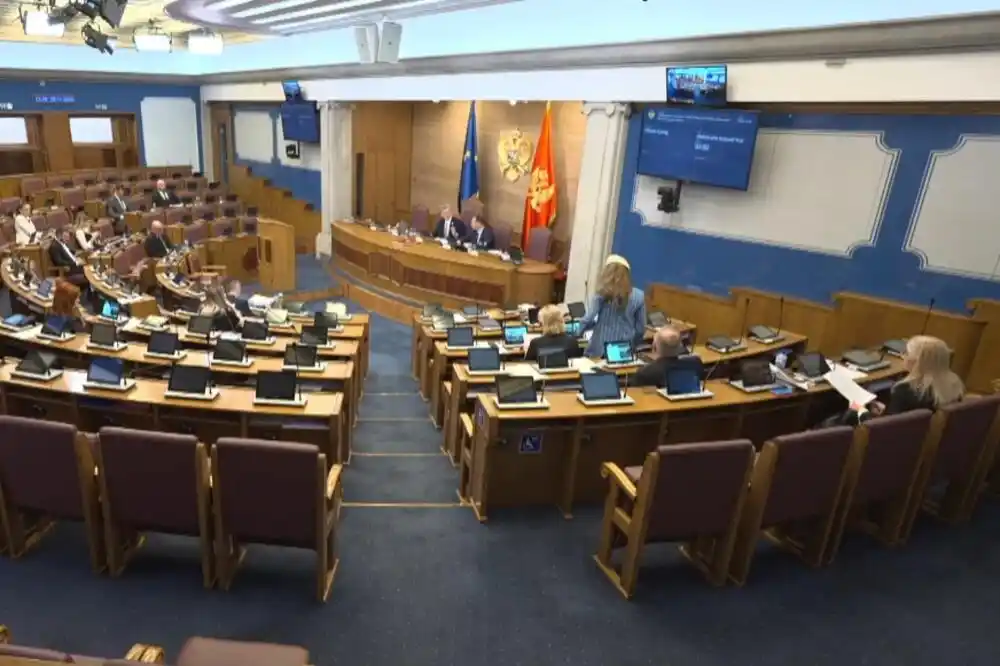 Troje kandidata: Poslanici će glasati za popunjavanje Ustavnog suda