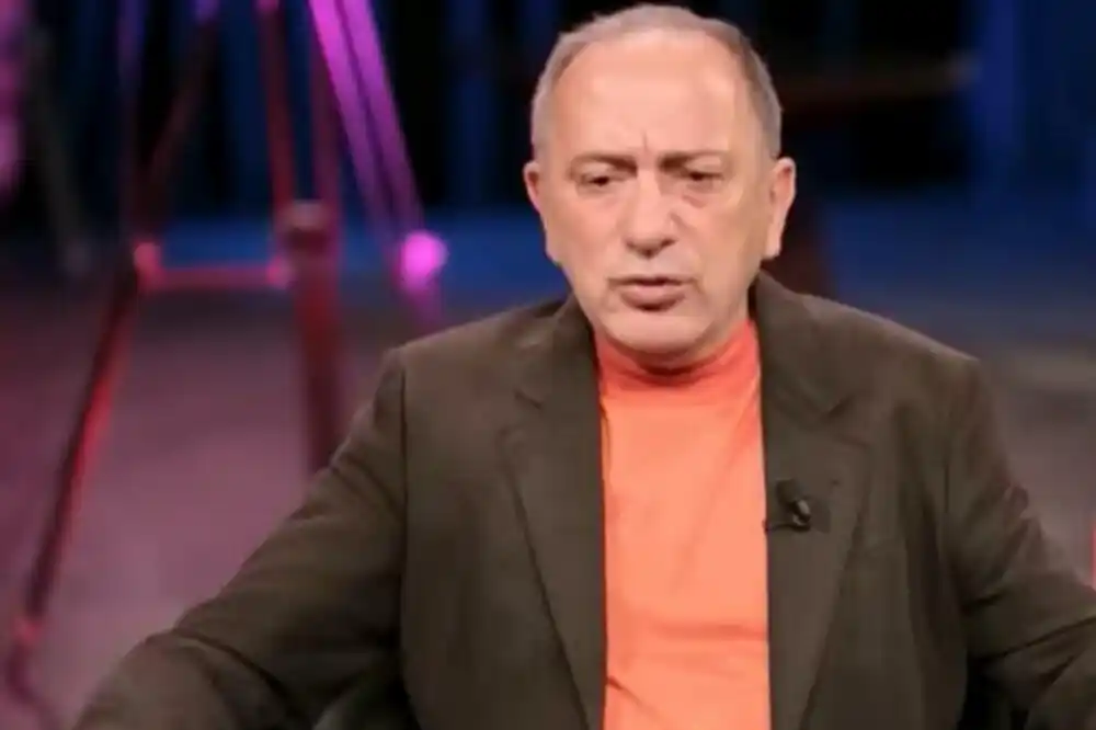 Turska: Novinar osuđen na četiri godine zatvora zbog navodnih prijetnji Erdoganu