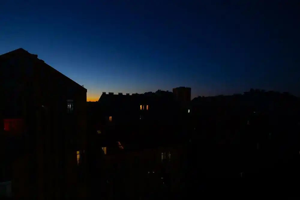 U Rusiji najmanje 20.000 ljudi bez struje poslije ukrajinskih udara na energetski sistem