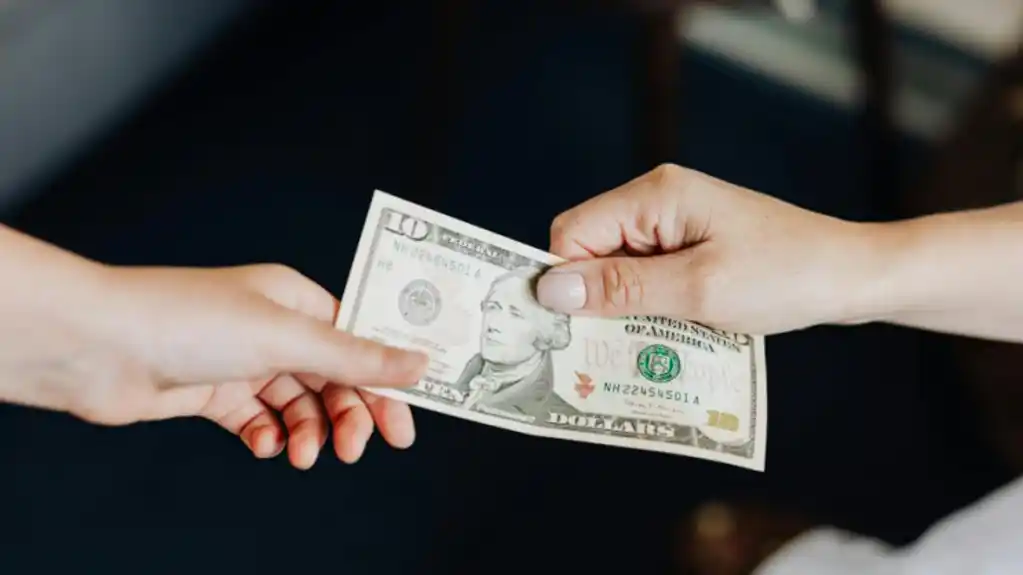 Uhapšena zbog mita: Dala 500 eura policijskom službeniku