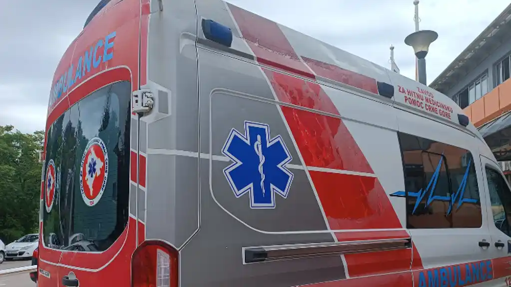 Uređaji za pomoć u slučaju SRČANOG ZASTOJA od danas na ŠEST lokacija u Podgorici