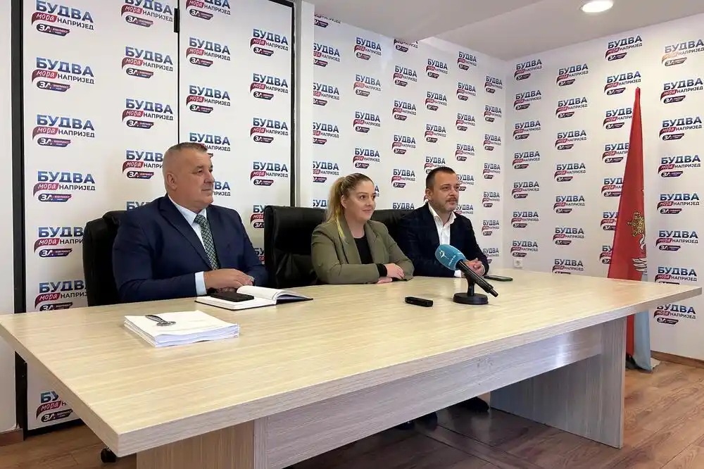“Za budućnost Budve” će nastupati kao tri odbornička kluba, kažu da je odluka tehničke prirode