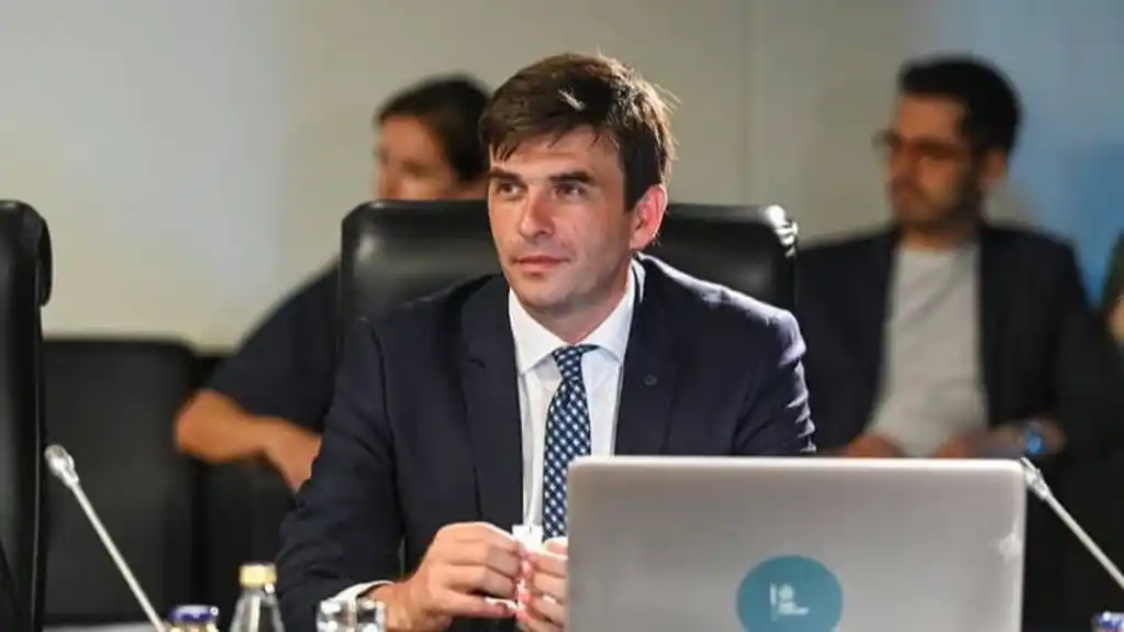 Azemović: Rok od 30 dana dovoljan da državljani Turske pokažu šta žele da rade u CG