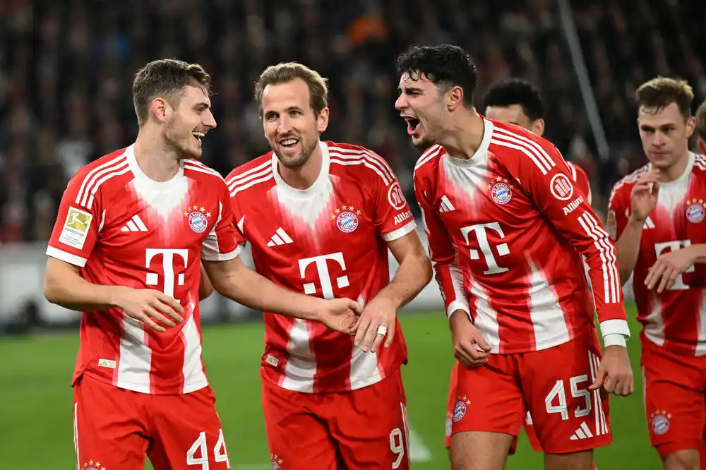 Bajern ubjedljiv protiv Štutgarta, Augzburg bolji od Leverkuzena