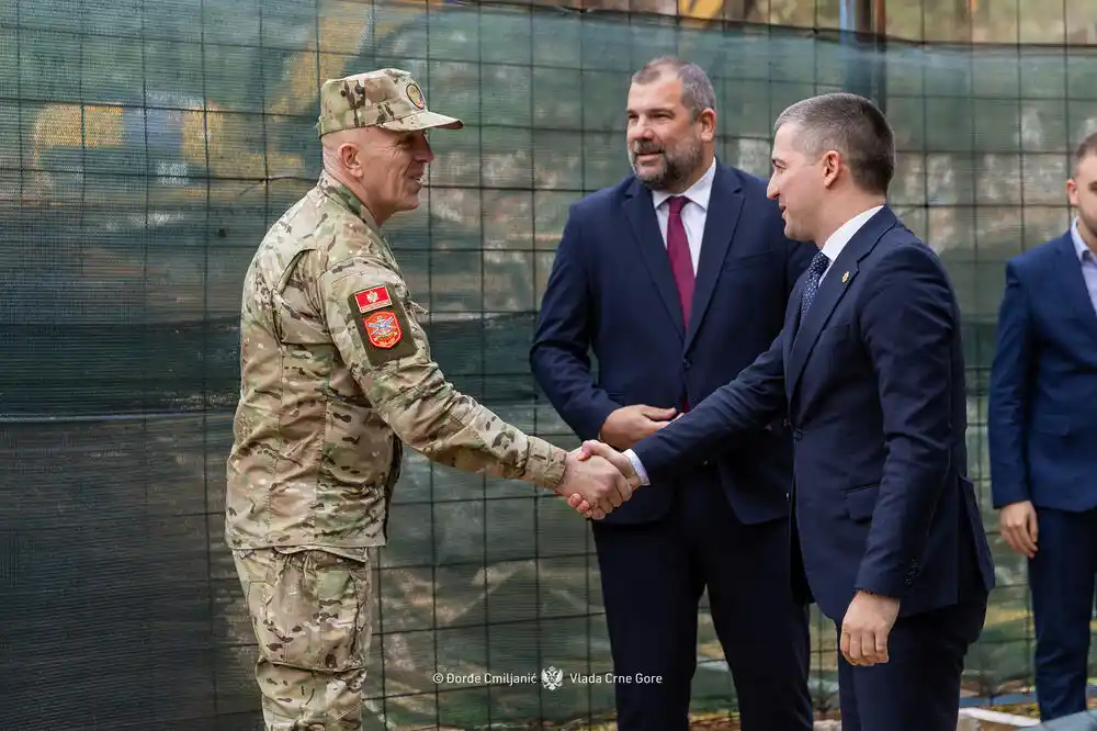 Bečić: Vojnicima koji su učestvovali u gašenju požara ovog ljeta biće isplaćen dodatak na zaradu