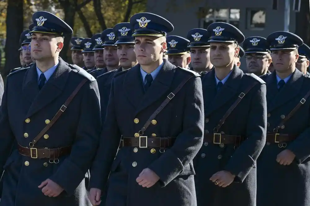 Edvard Džozef: Vučiću bi bilo veoma teško da odbije ponudu Trampa za ulazak u NATO