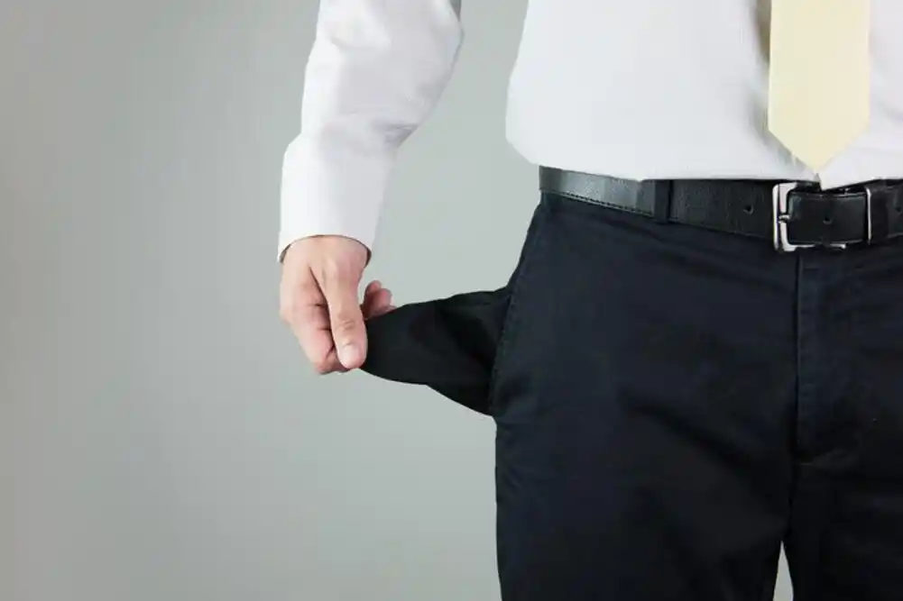 Fidelity: Dodatno stezanje kaiša građana