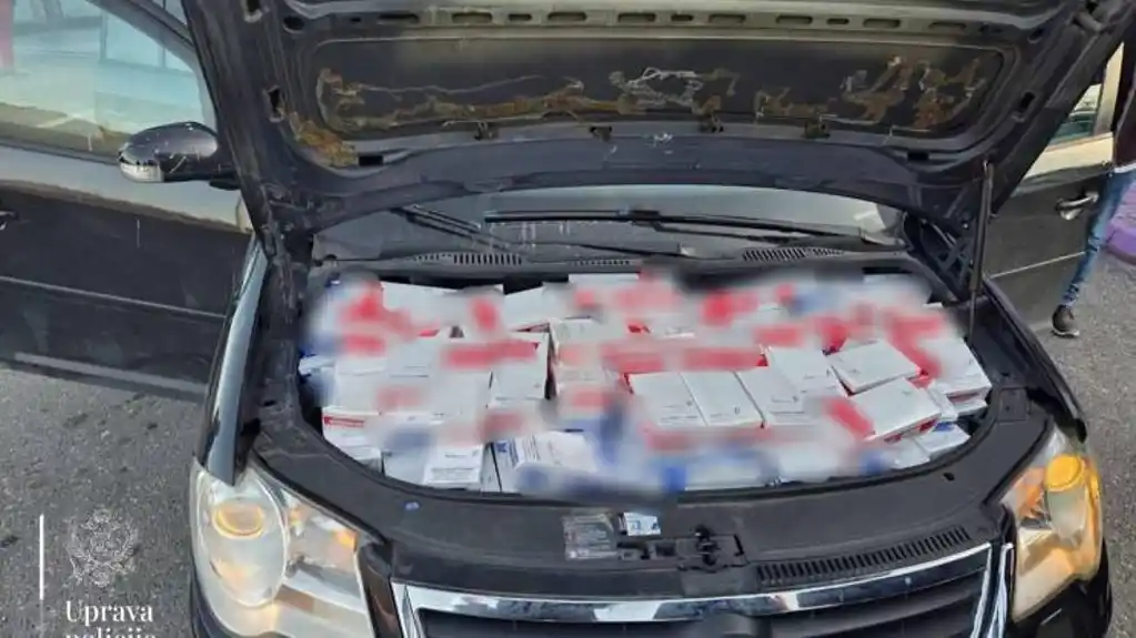 Granična kontrola otkrila krijumčarenje cigareta – vozač iz Albanije priveden
