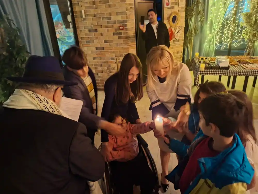 Hanuka obilježena u znaku zajedništva i solidarnosti u budućoj sinagogi