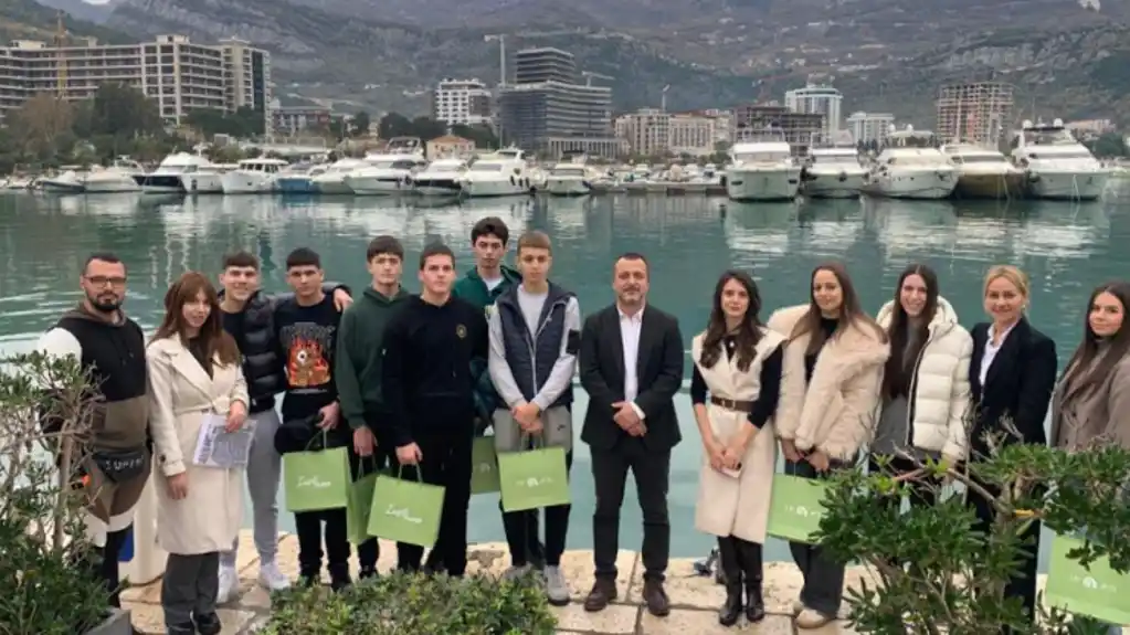 JPMD podržalo posjetu učenika SMŠ „Danilo Kiš“ Luki Budva u okviru projekta „Dan mobilnosti mladih“