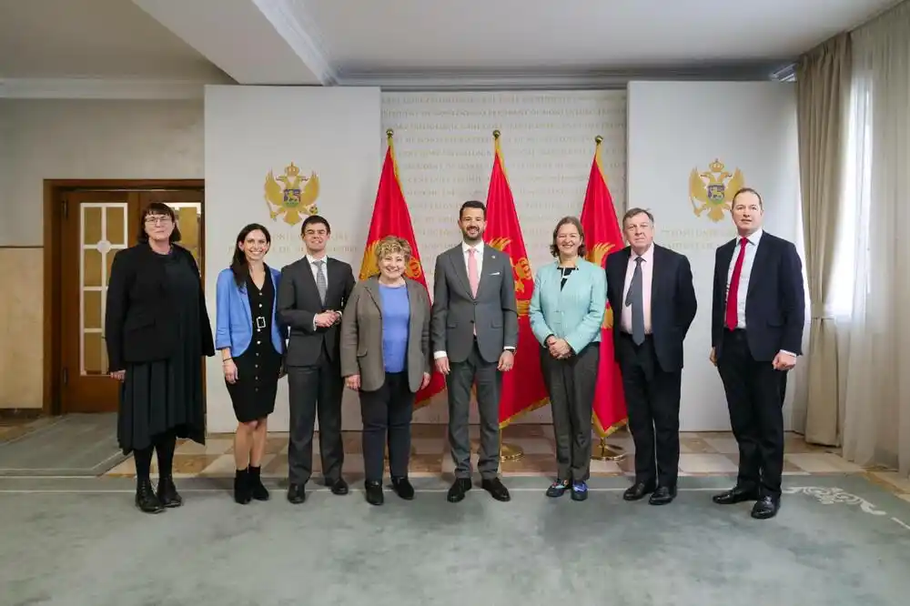 Kabinet predsjednika: Crna Gora i UK će, kao snažni saveznici u okviru NATO-a, nastaviti da unapređuju partnerske odnose