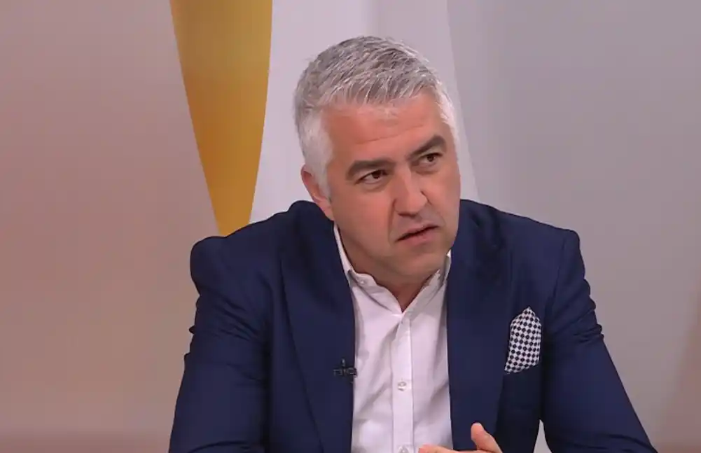 Kalezić: Mujović ostavljen sam da se nosi sa teškim problemom