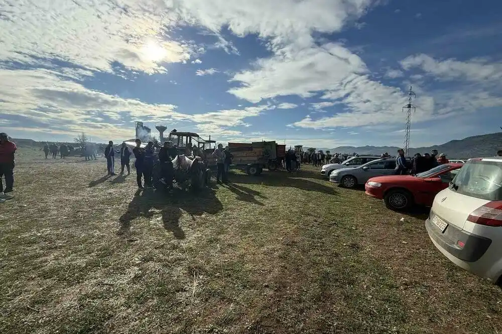 Knežević podstakao šikaniranje: Dvojica Botunjana prijetila novinaru “Vijesti”