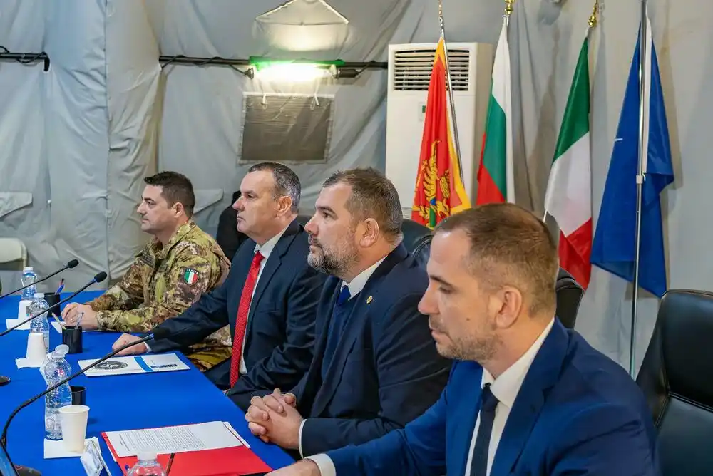 Krapović istakao važnost multinacionalnih borbenih grupa