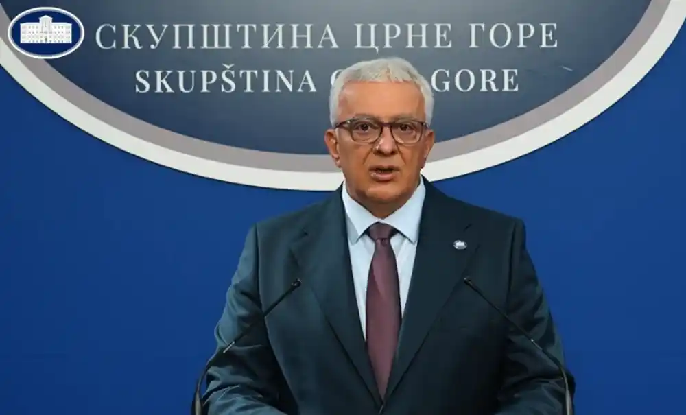 Mandić zbog situacije u Zeti prekinuo skupštinsko zasjedanje