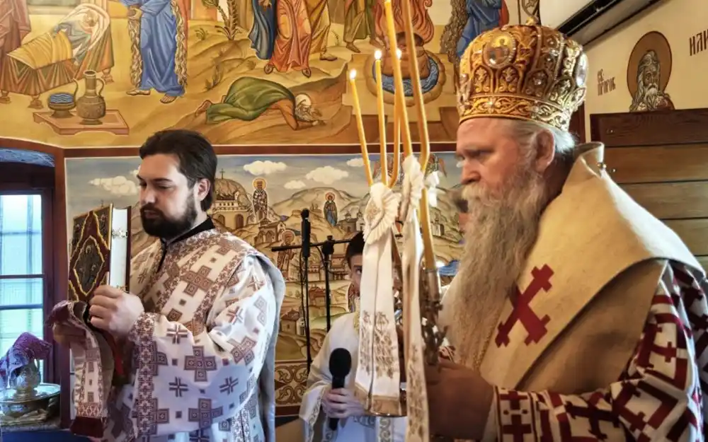 Mitropolit Joanikije bogoslužio u Manastiru Svetog Ilije na Volujici