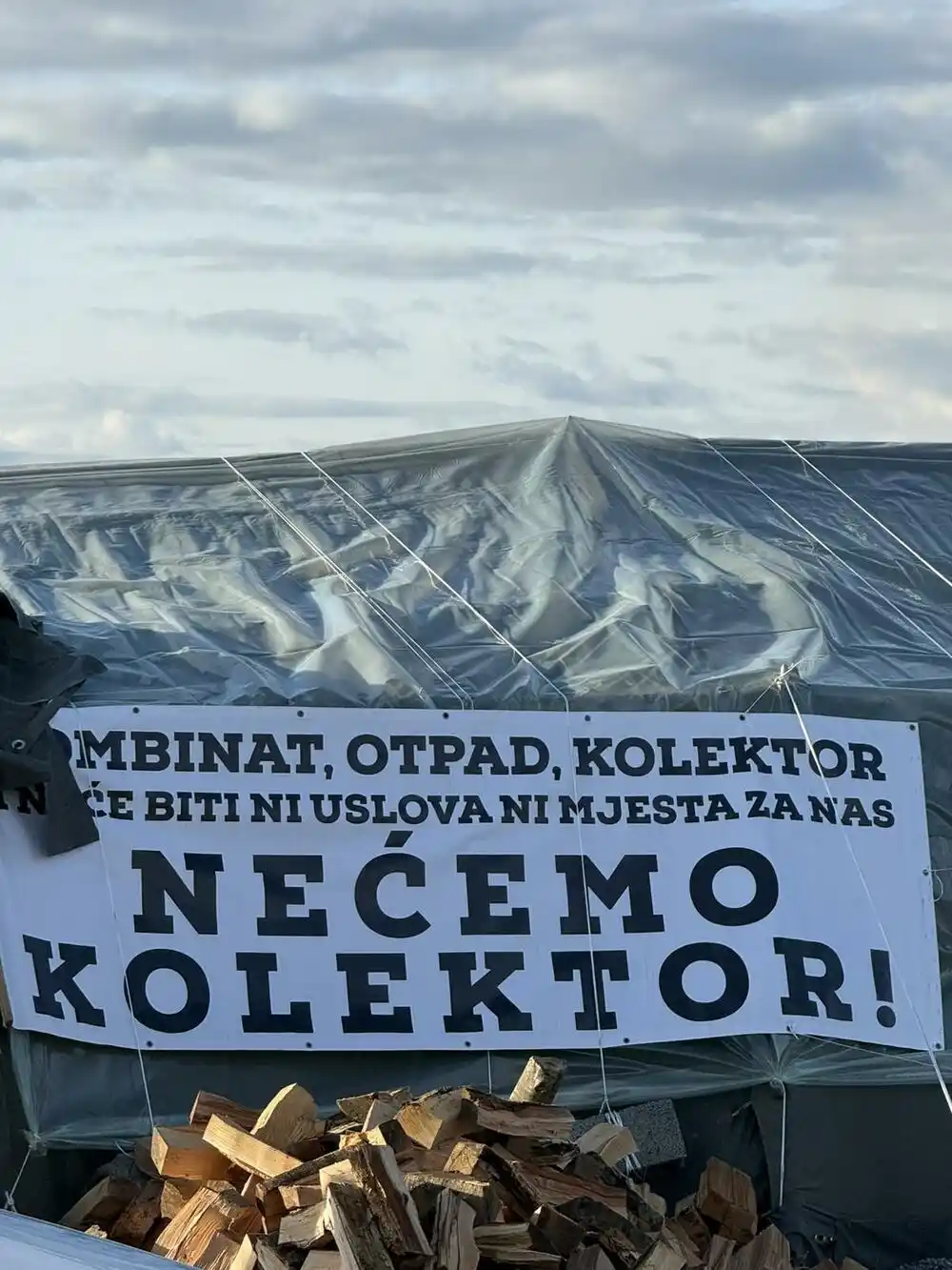 Mještani Botuna razmišljaju o postavljanju novih šatora: „Nema Boga da se tu može graditi“