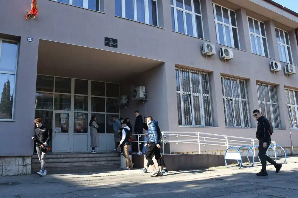 MPNI: Obezbijeđeno više od 58.000 eura za učenike u dualnom obrazovanju za novembar