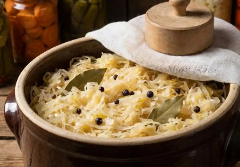 Namirnice koje ublažavaju stres: navalite na jogurt i kiseli kupus, a evo koja hrana je dobra i za živce i za stomak