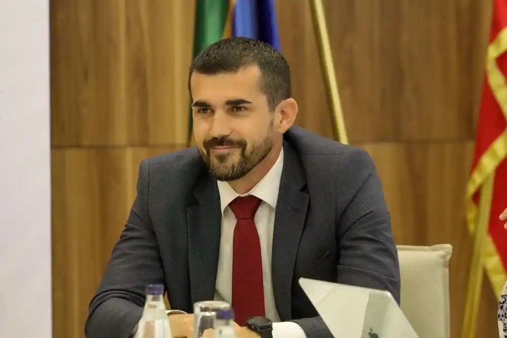 Nenezić: Naredne godine uvećati zarade za oko 300 zapošljenih u Opštini Bar