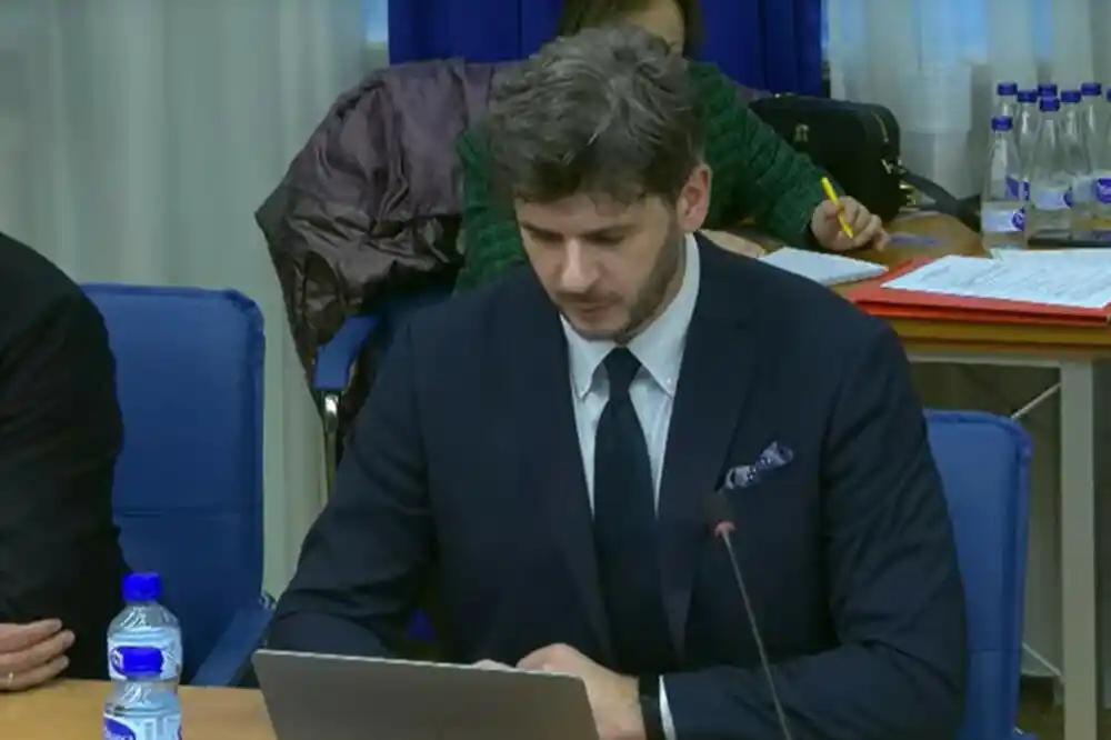 Odbor prihvatio predlog Čarapića da svako snosi svoj dio sudskih troškova zbog ćutanja države