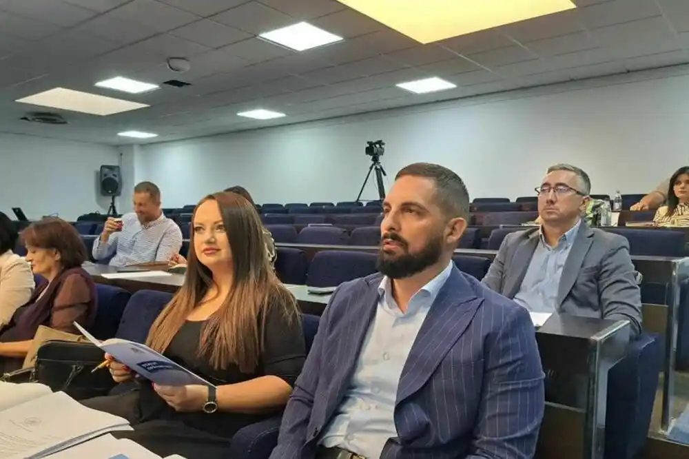 Odbornici Demokrata u SO Bar: Milion eura namijeniti subvencijama za socijalno stanovanje