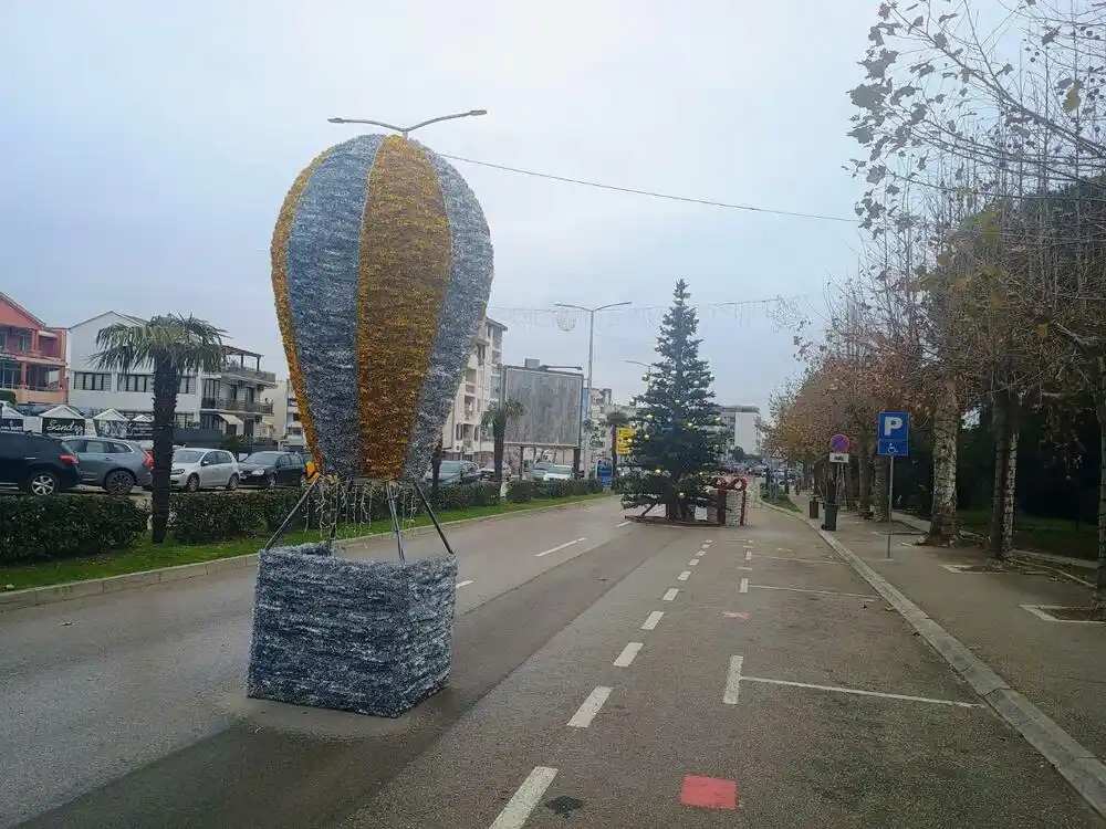 Počinje Novogodišnja fešta u Ulcinju: Mirza Selimović otvara „Sweet December“