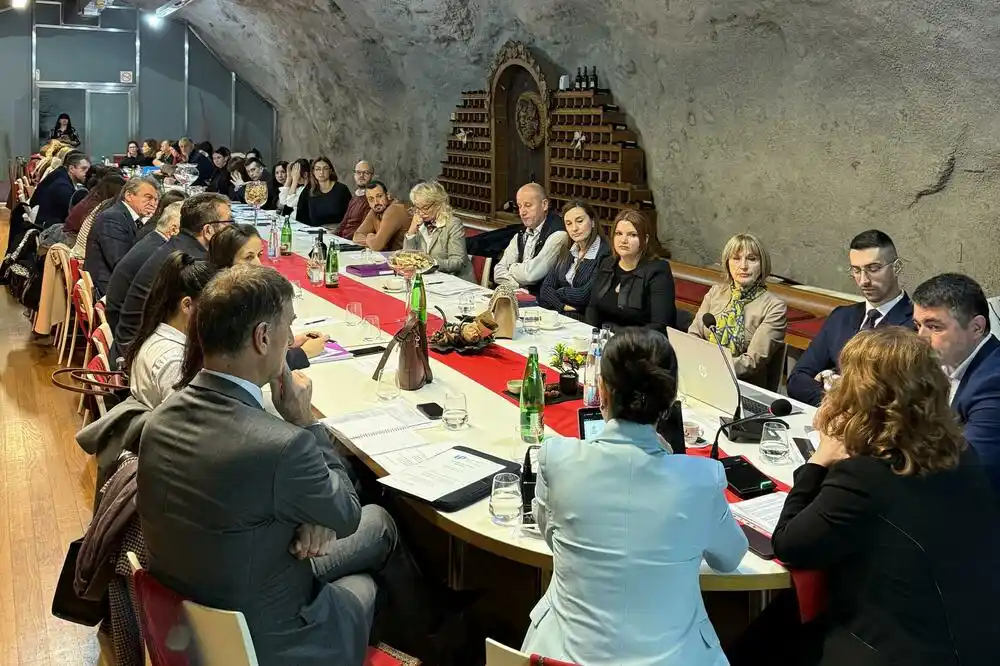 Poslodavci traže da se odustane od postupka preregistracije svih postojećih preduzeća