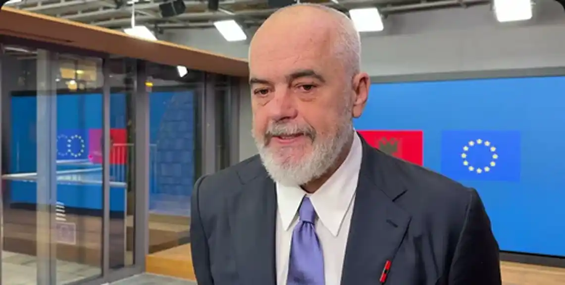 Rama posjetio Tačija: Sud u Hagu je pozorište srama međunarodne pravde