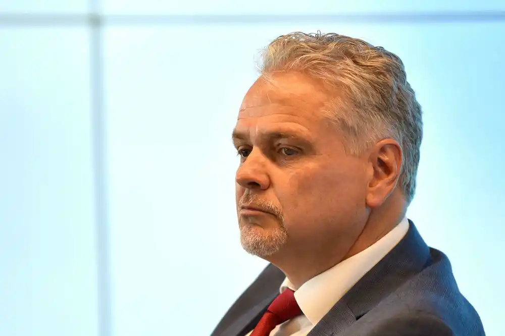 Satler u ponedjeljak sa predstavnicima Botuna