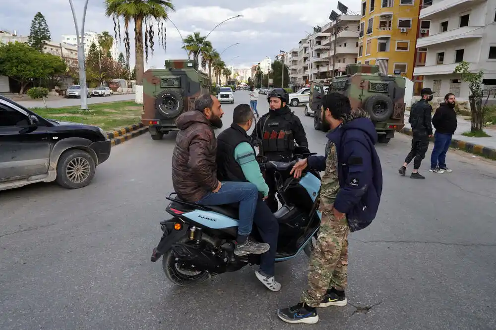 Sirija: Četvoro poginulih u sukobima nakon demonstracija vjerske grupe zbog napada na džamiju