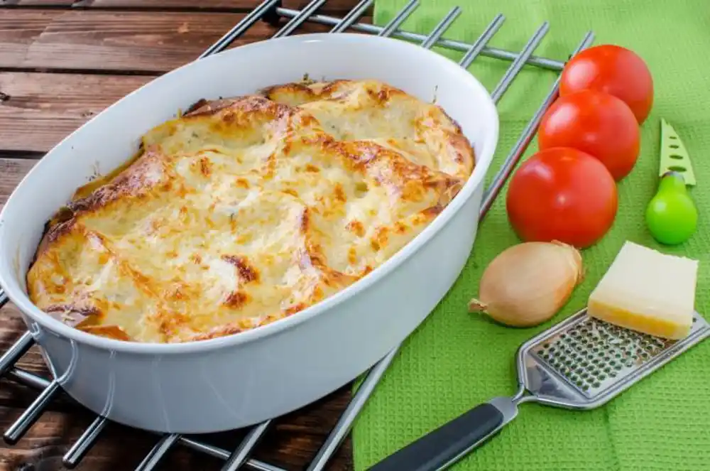 Sočne lazanje: jednostavan italijanski recept
