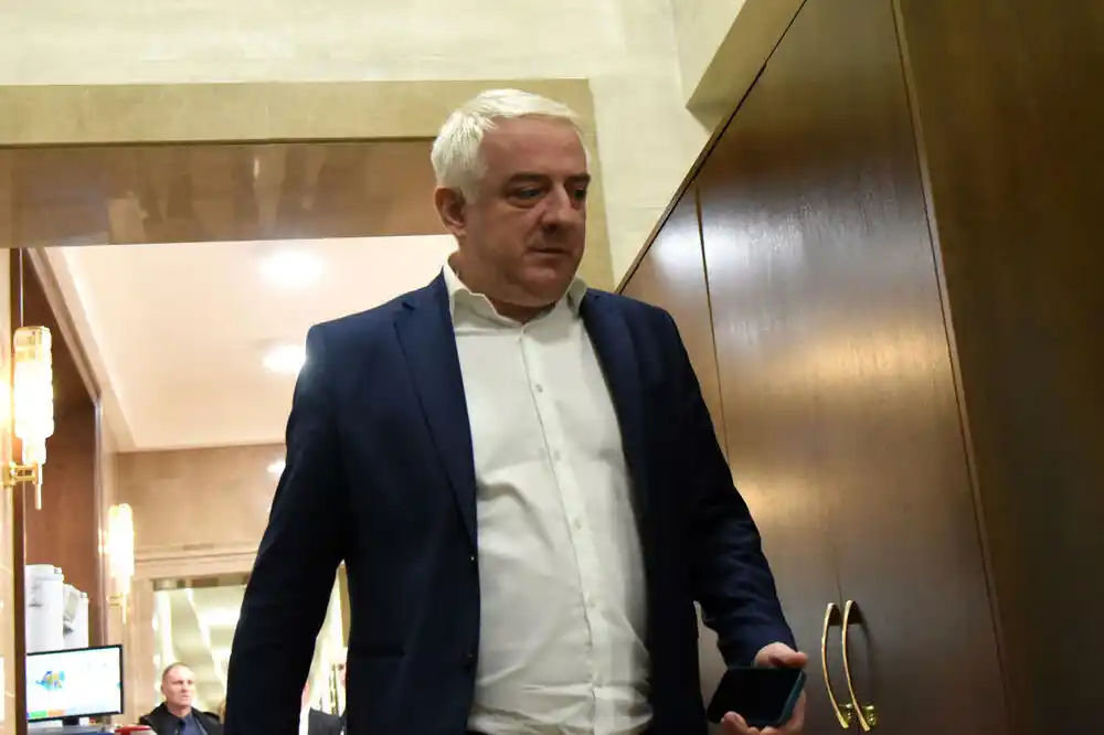 Đurović i Vučurović predložili izmjene: Bez „aneksije“ u zakonu o statusu dinastije Petrović Njegoš