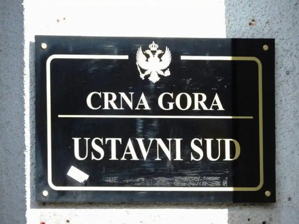 Ustavni sud: Okrivljenima za ubistvo Slavoljuba Šćekića isplatiti po dvije hiljade eura zbog neaktivnosti Apelacionog suda