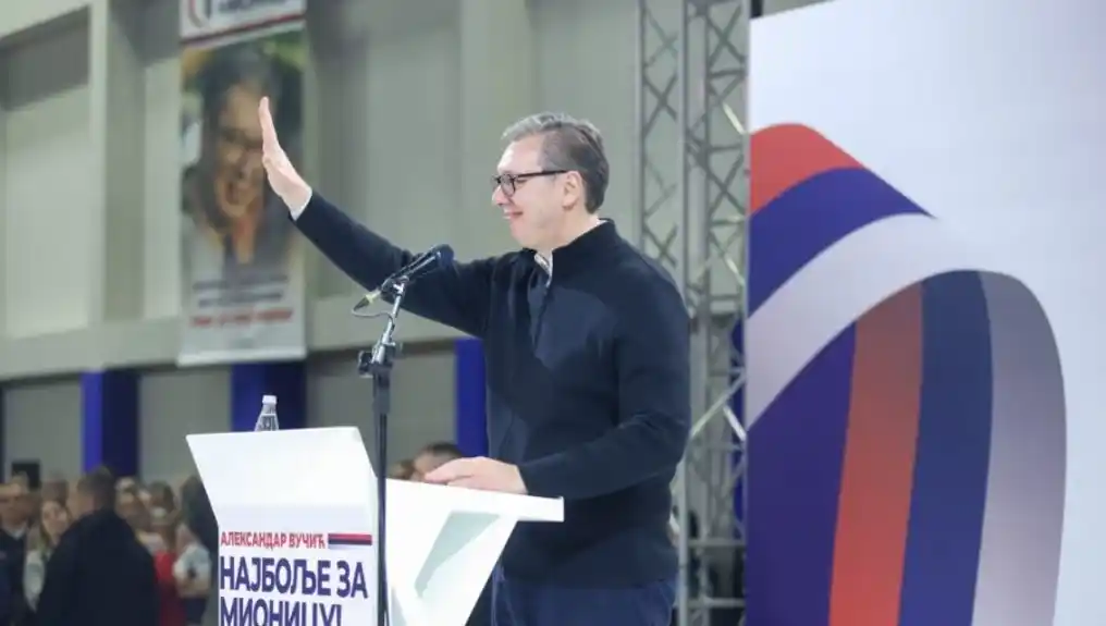Vučić: Niko neće napasti „Ćacilend“, znam odnos navijača Partizana i Zvezde prema vlastima i opoziciji, razlika je 0,3 odsto