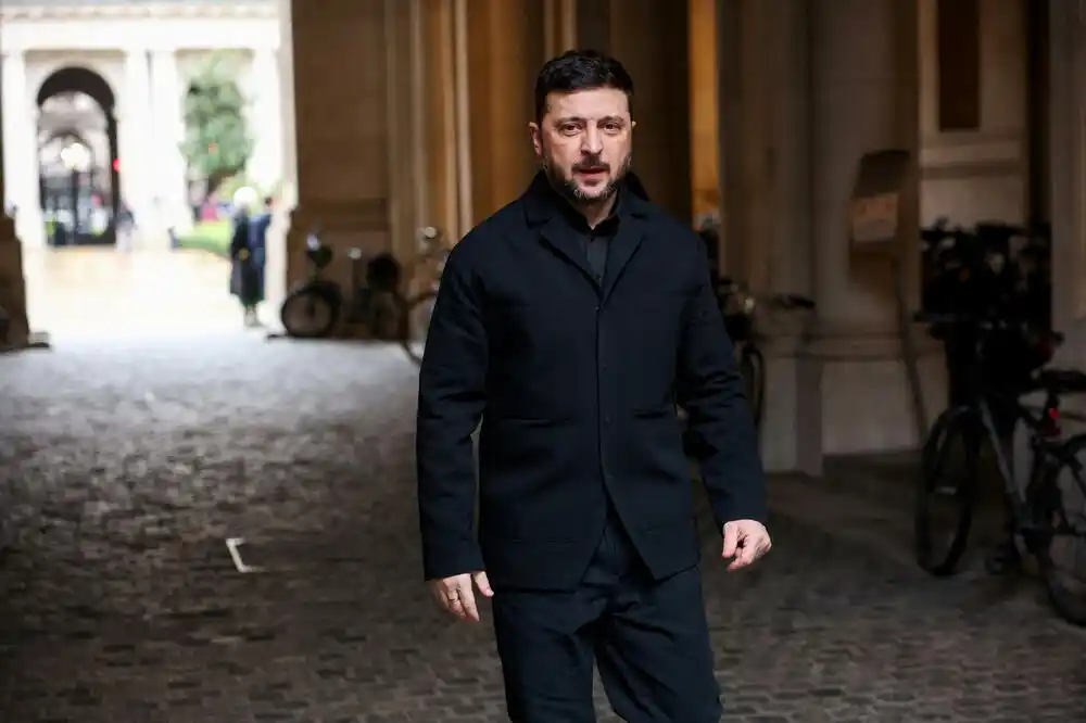 Zelenski: SAD nas tjeraju da vojno napustimo Donbas i pristanemo na „slobodnu ekonomsku zonu“