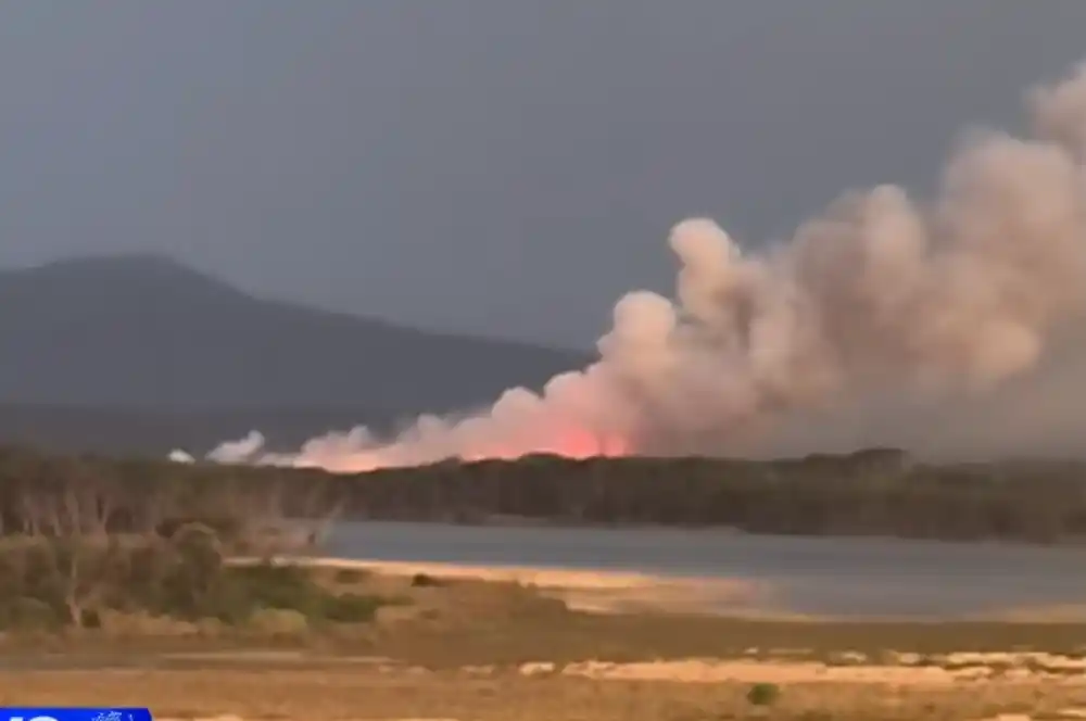 Australija u plamenu: Hiljade vatrogasaca u borbi protiv najgorih požara od „Crnog ljeta“