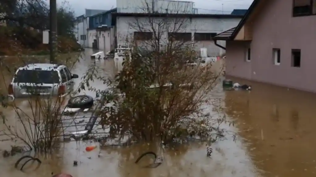 Bijelo Polje: Izlio se potok u Rogojevićima, kuće za sada nijesu ugrožene