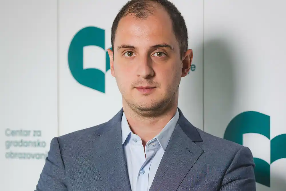 CGO: Niske zarade i loši uslovi potkopavaju nezavisnost pravosuđa