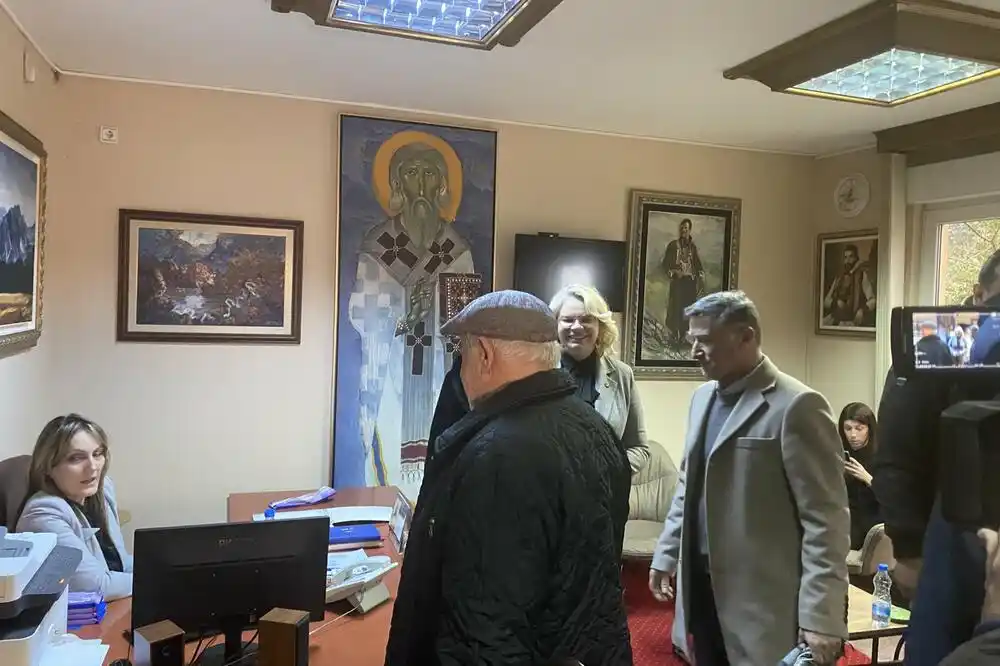 DNP će uputiti više inicijativa Vladi, ukoliko ne budu prihvaćene najavljuju napuštanje Vlade i vlasti u Podgorici