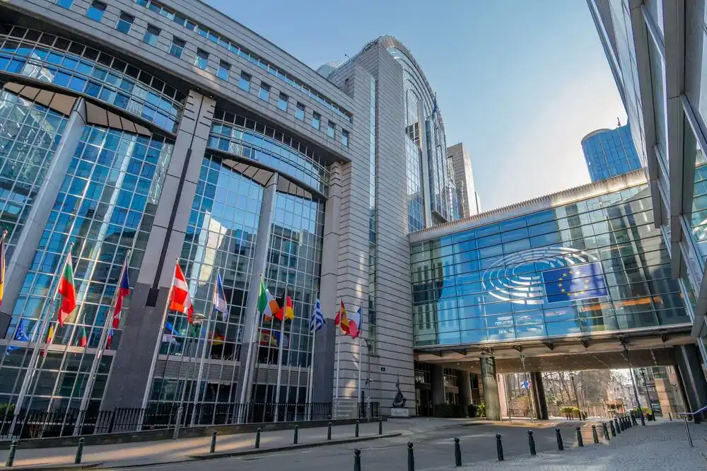 Evropski parlament odložio ratifikaciju trgovinskog sporazuma sa SAD