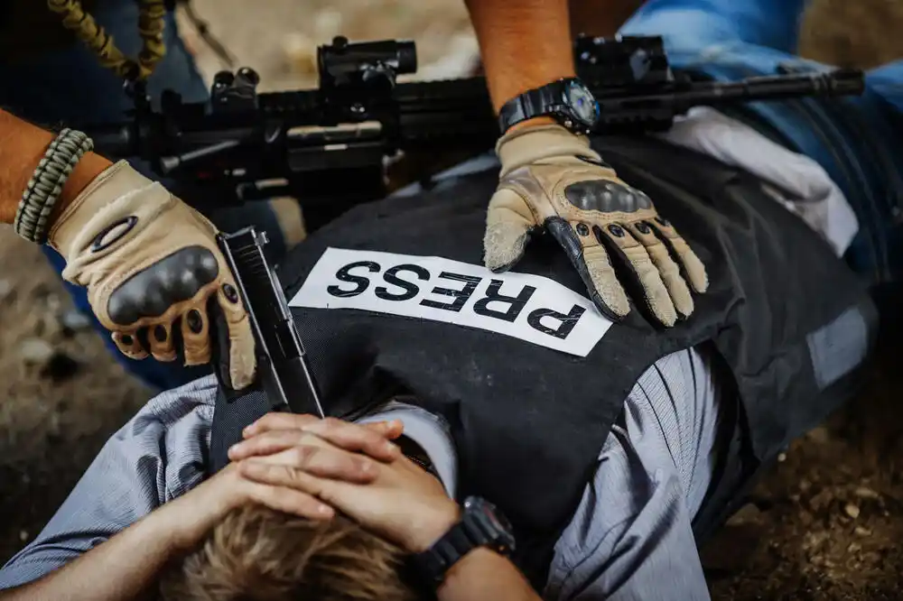 IFJ: 2025. godine u svijetu ubijeno 128 novinara i drugih medijskih radnika