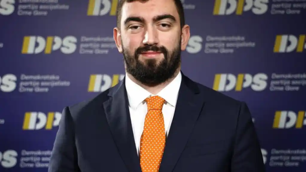 Klikovac Nišaviću: Hoćete li obezbijediti građanima Podgorice čistu vodu, a da kiša pada?