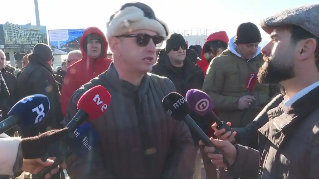 Knežević: Da sam slušao džukele, hijene i šakale kad su god zakevćali na mene nikad ne bih stigao do cilja!